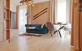 Ski Apartment Hillside